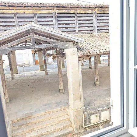 Maison Galice A Village Medieval - Base Loisir Gratuite- 30 Min Futuroscope Σπίτι διακοπών