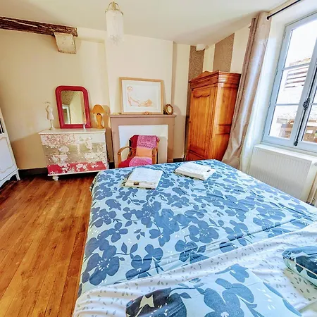 Maison Galice A Village Medieval - Base Loisir Gratuite- 30 Min Futuroscope *