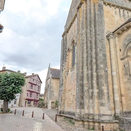 Maison Galice A Village Medieval - Base Loisir Gratuite- 30 Min Futuroscope Σπίτι διακοπών Lusignan