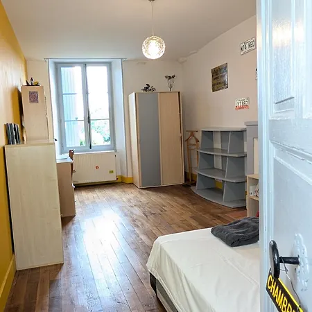 Maison Galice A Village Medieval - Base Loisir Gratuite- 30 Min Futuroscope Σπίτι διακοπών *